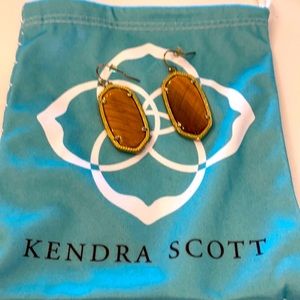 Kendra Scott Elle earrings